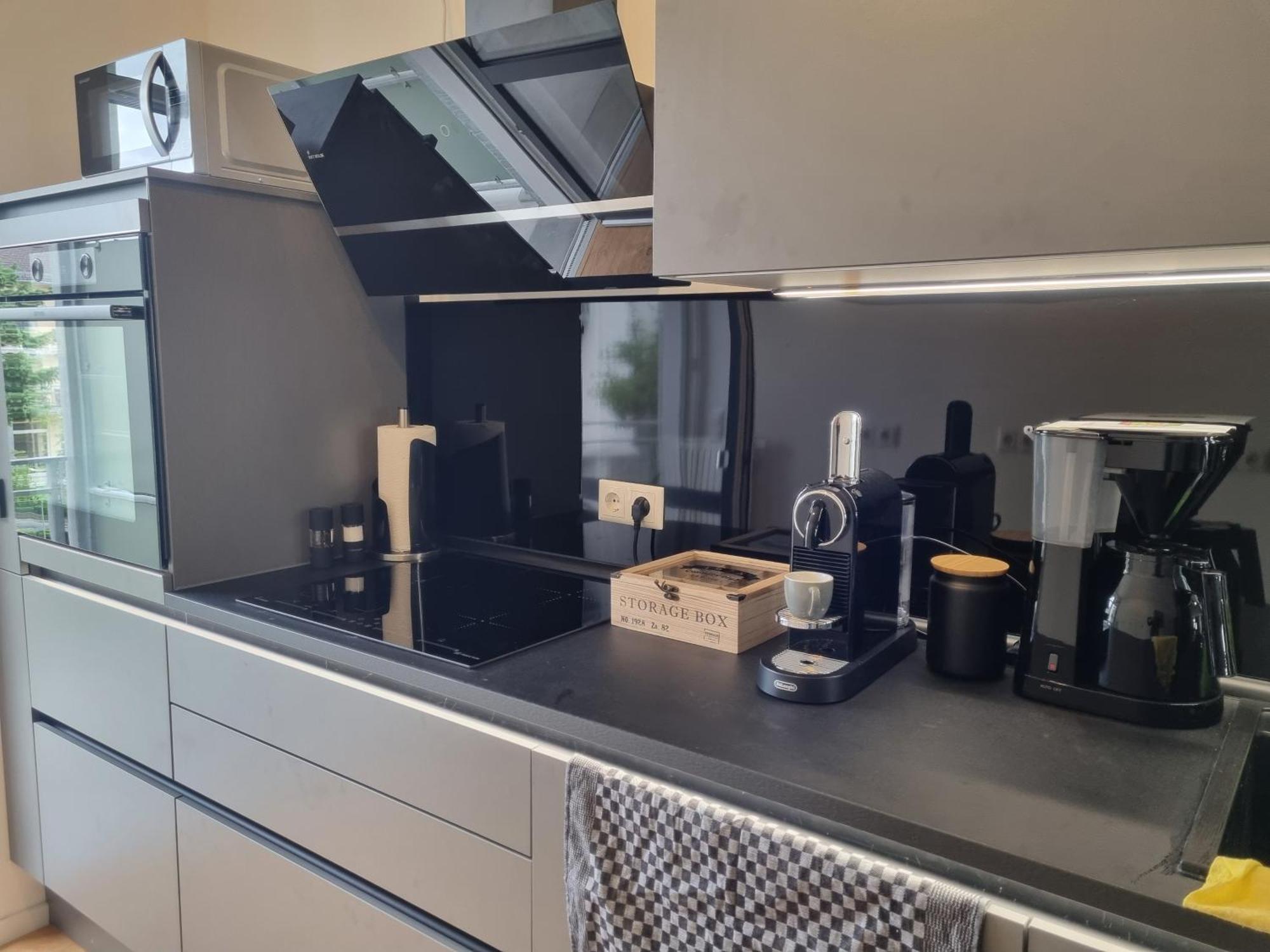 Maremar - Am Ferberturm - Luxus Boxspringbett - Kueche - Arbeitsplatz - Wlan Gera