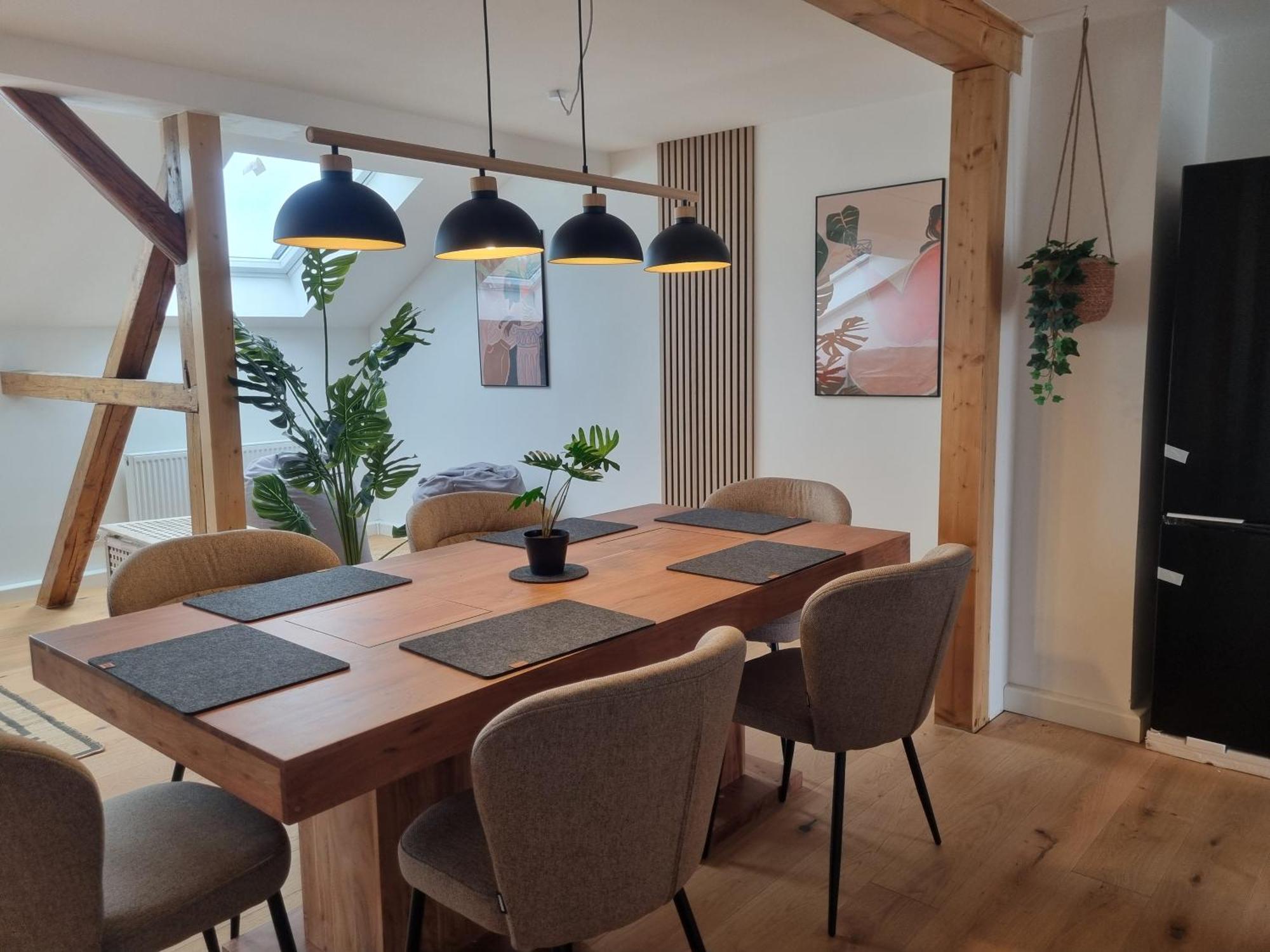 Maremar - Aussicht Ueber - 2 Schlafzimmer - Luxus Boxspringbett - Kueche - Arbeitsplaetze - Highspeed Wlan Gera